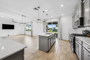 19779 Rugged Trunk Trl, The Acreage, FL 33470 - Photo 8