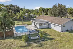 16318 E Glasgow Dr, The Acreage, FL 33470 - Photo 70