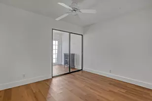 241 NW 15th St, Boca Raton, FL 33432 - Photo 16