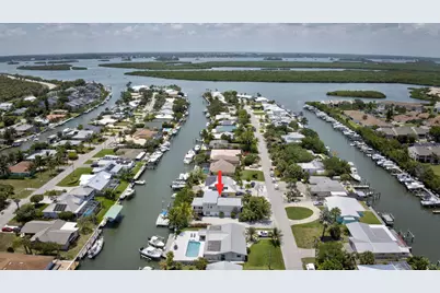 217 Marina Drive, Fort Pierce, FL 34949 - Photo 2