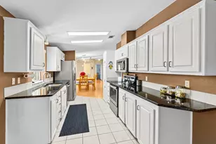 8162 13th Hole Dr, Port Saint Lucie, FL 34952 - Photo 10