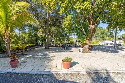 15857 N 75th Lane, Loxahatchee, FL 33470 - Photo 38