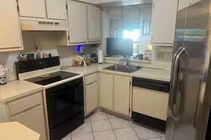 2208 S Cypress Bend Dr, Pompano Beach, FL 33069 - Photo 28