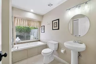 364 Park Forest Way, Wellington, FL 33414 - Photo 18