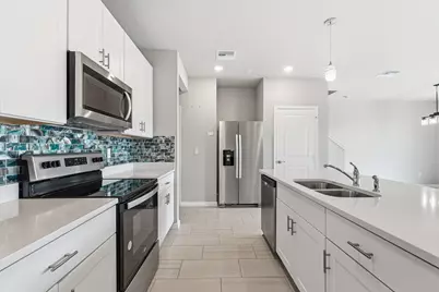 373 Salisbury Circle, Fort Pierce, FL 34982 - Photo 10