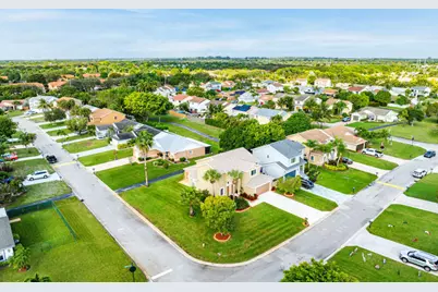 9621 Arbor Meadow Drive, Boynton Beach, FL 33437 - Photo 8