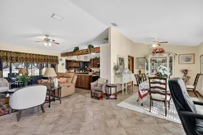 943 SE Brookedge Avenue E, Port Saint Lucie, FL 34983 - Photo 4