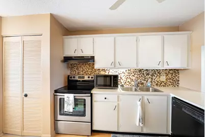 422 Grove Isle Circle, Vero Beach, FL 32962 - Photo 14