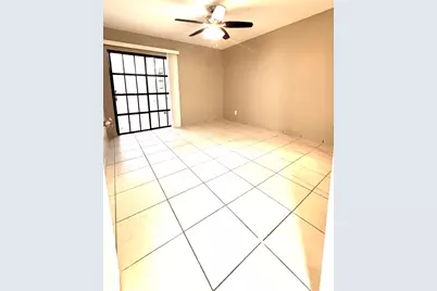 2100 Springdale Boulevard, Unit #202, Palm Springs, FL 33461 - Photo 14