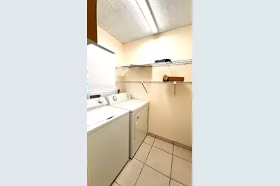 2100 Springdale Boulevard, Unit #202, Palm Springs, FL 33461 - Photo 18