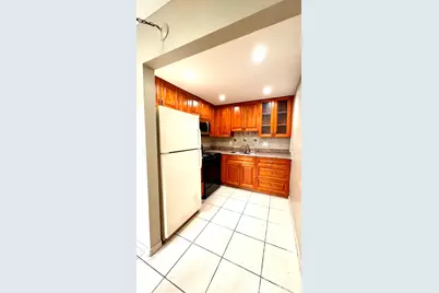 2100 Springdale Boulevard, Unit #202, Palm Springs, FL 33461 - Photo 6