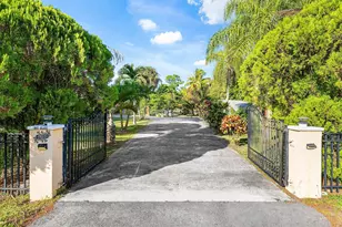 18801 Hamlin Blvd, The Acreage, FL 33470 - Photo 6