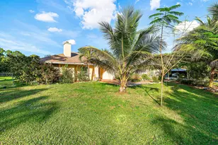 18801 Hamlin Blvd, The Acreage, FL 33470 - Photo 2