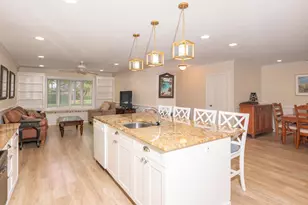 2918 SE Fairway Unit, Stuart, FL 34997 - Photo 12