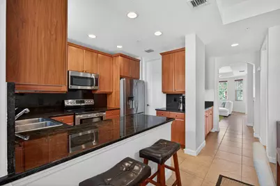 11778 Valencia Gardens Avenue, Palm Beach Gardens, FL 33410 - Photo 8