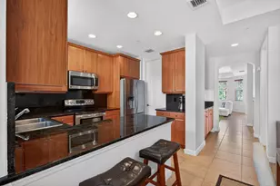 11778 Valencia Gardens Ave, Palm Beach Gardens, FL 33410 - Photo 8