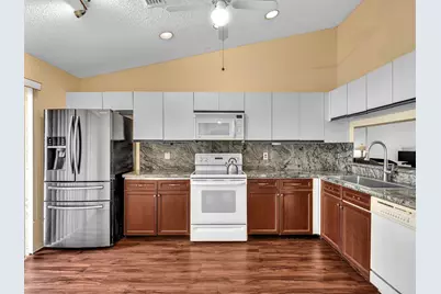 1045 NW 18th Avenue, Delray Beach, FL 33445 - Photo 12