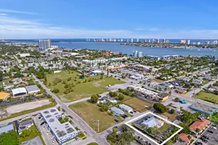 49 W 27th St, Riviera Beach, FL 33404 - Photo 12