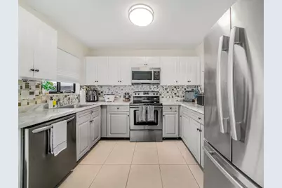 698 SW Veronica Avenue, Port Saint Lucie, FL 34953 - Photo 4