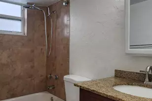 248 NE 12th St, Delray Beach, FL 33444 - Photo 6