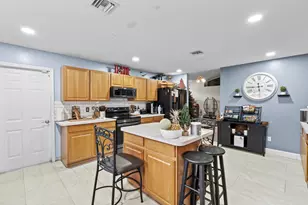 370 SW Tulip Blvd, Port Saint Lucie, FL 34953 - Photo 22