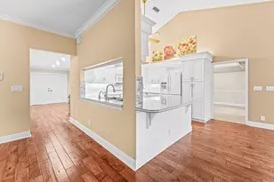 2063 Amesbury Cir, Wellington, FL 33414 - Photo 12