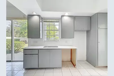 240 NW Bentley Circle, Port Saint Lucie, FL 34986 - Photo 2