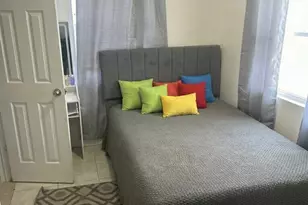 5702 Briarwood St, Mangonia Park, FL 33407 - Photo 6