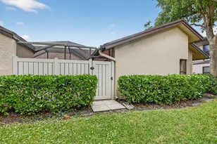 2720 Carambola Cir N, Coconut Creek, FL 33066 - Photo 2