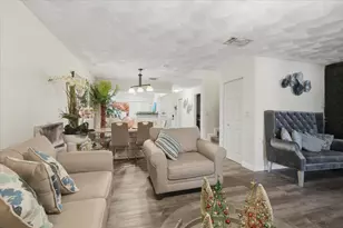 9240 NW 14th St, Pembroke Pines, FL 33024 - Photo 12