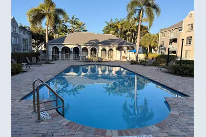 520 SW 111th Avenue #202, Pembroke Pines, FL 33025 - Photo 1