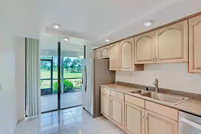 5390 Woodland Lakes Drive, Unit #102, Palm Beach Gardens, FL 33418 - Photo 12