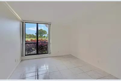 5390 Woodland Lakes Drive, Unit #102, Palm Beach Gardens, FL 33418 - Photo 14