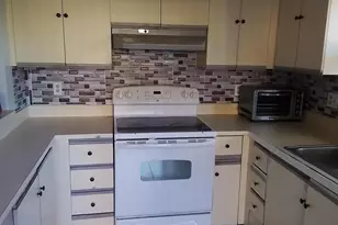 1458 N Lawnwood Cir, Fort Pierce, FL 34950 - Photo 16