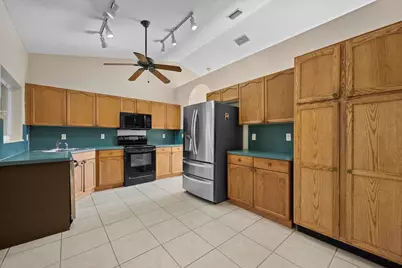 19187 Capet Creek Court, Loxahatchee, FL 33470 - Photo 4