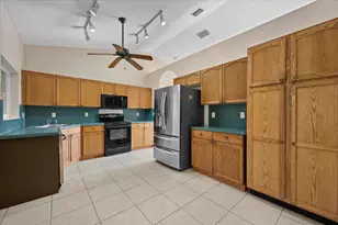 19187 Capet Creek Ct, Loxahatchee, FL 33470 - Photo 4
