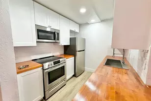 470 NW 20th St, Boca Raton, FL 33431 - Photo 2