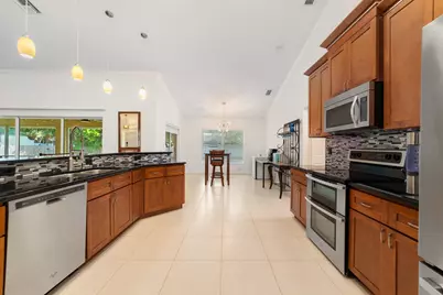 6012 Bamboo Drive, Fort Pierce, FL 34982 - Photo 12