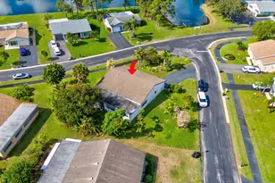 6137 Rainbow Cir, Greenacres, FL 33463 - Photo 6