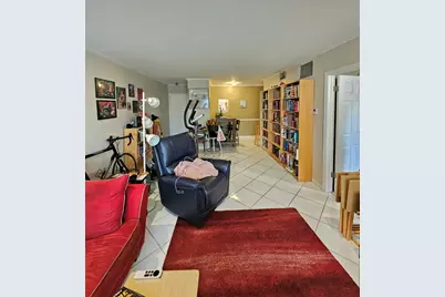119 NE 19th Court, Unit #211G, Wilton Manors, FL 33305 - Photo 2