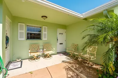 201 Bayview Avenue, Unit #D, Boynton Beach, FL 33435 - Photo 2