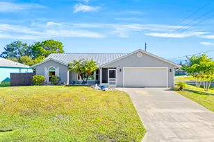 402 Watercrest St, Sebastian, FL 32958 - Photo 2