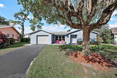 7290 Pinecone Terrace, Lake Worth, FL 33467 - Photo 4