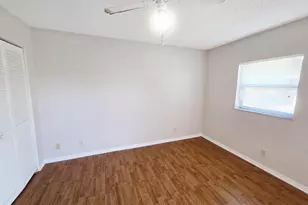 1482 N Lawnwood Cir, Fort Pierce, FL 34950 - Photo 10