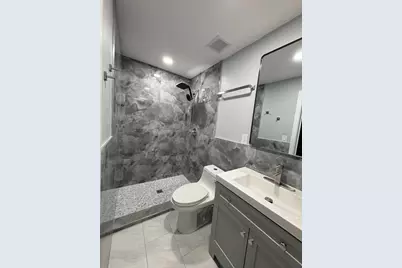 490 W 31st Street, West Palm Beach, FL 33404 - Photo 2