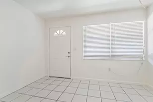 19147 SE Hillcrest Dr, Jupiter, FL 33469 - Photo 2