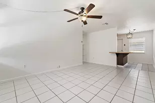 19147 SE Hillcrest Dr, Jupiter, FL 33469 - Photo 4