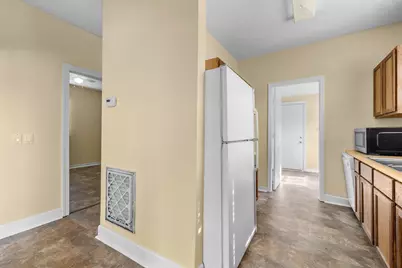 921 SE Nassau Avenue, Stuart, FL 34994 - Photo 10