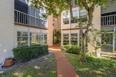 700 SE 6 Avenue, Unit #107, Deerfield Beach, FL 33441 - Photo 4