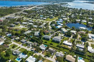 983 NW Spruce Ridge Dr, Stuart, FL 34994 - Photo 42